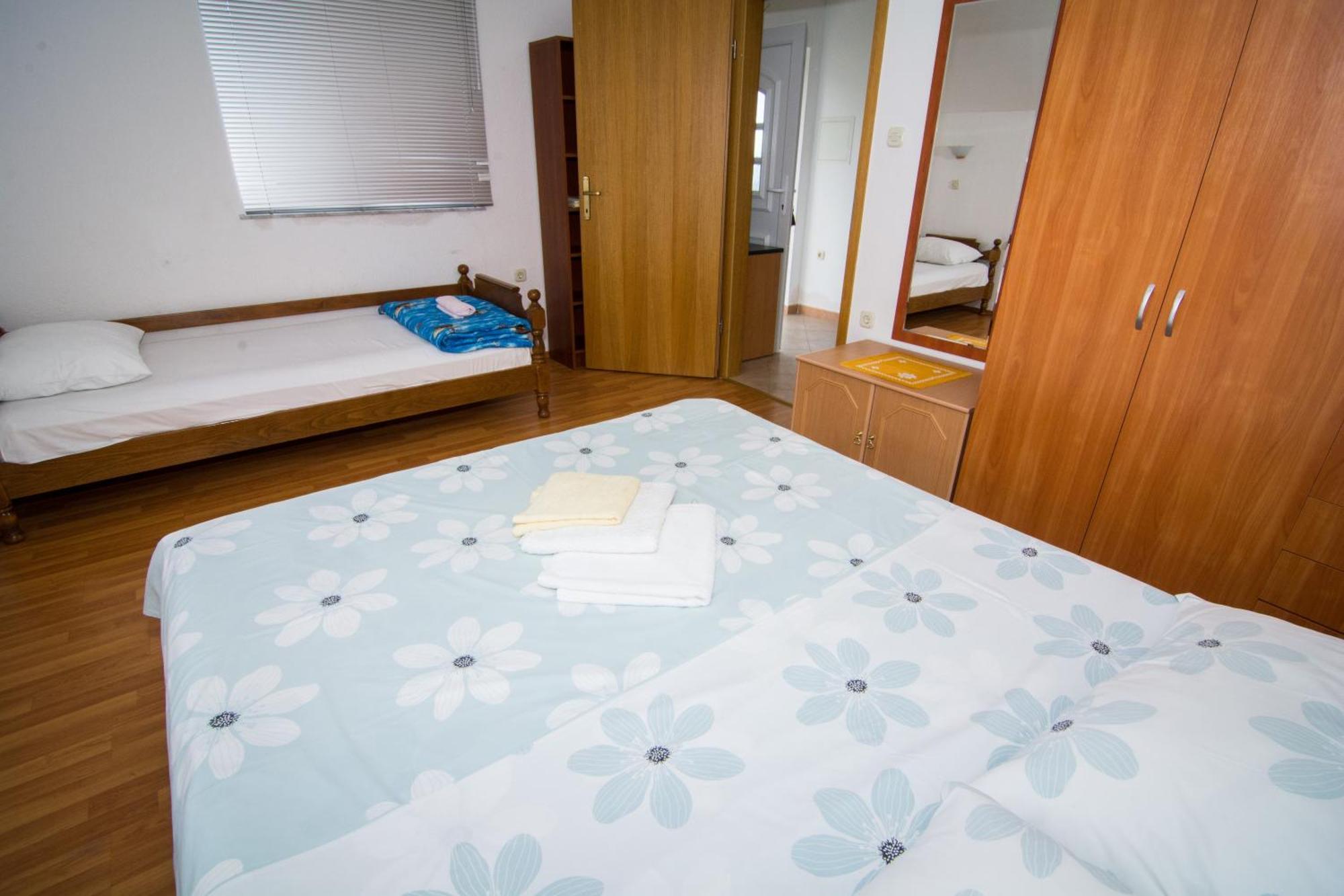 Apartments Ruzica Pinezići Pokoj fotografie