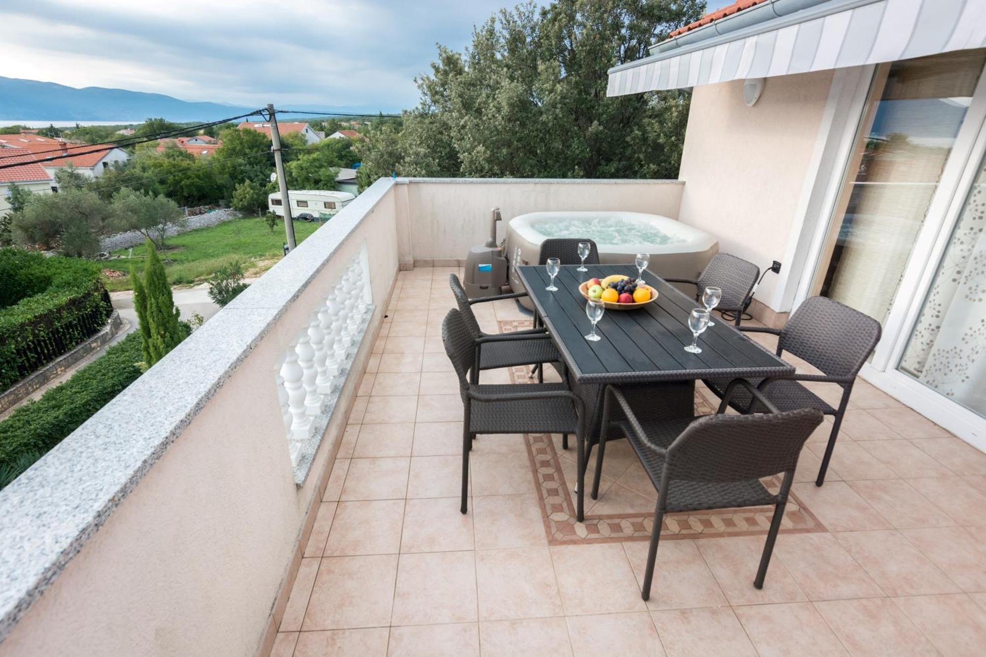 Apartments Ruzica Pinezići Pokoj fotografie